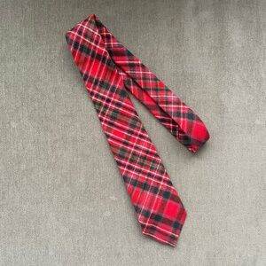 Kinloch Anderson Wool‎ Pliad Tartan Neck Tie Made in Scotland